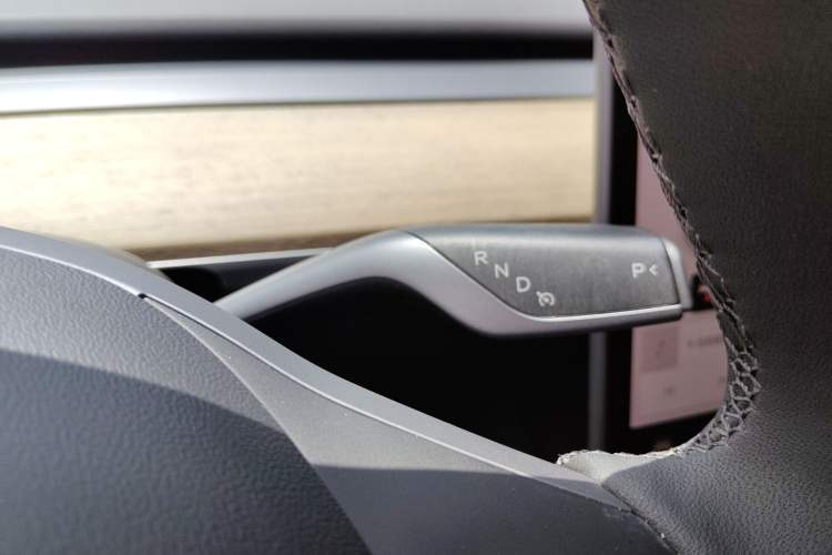 Used Tesla Model Y 2021 Standard Range Rear-Wheel Drive Version
