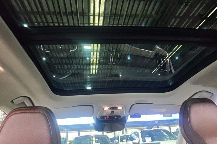 Used Volvo XC60 2020 T5 4x4 Smart Luxury Edition Headliner