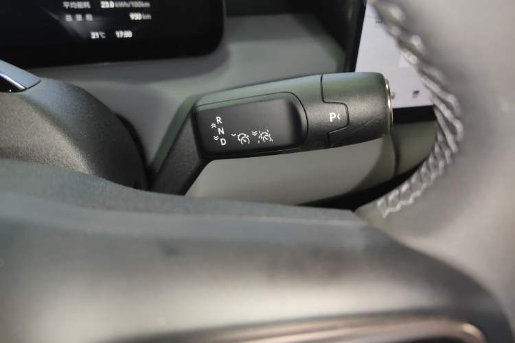 Used Zeekr MIX 2025 Intelligent Driving Version

