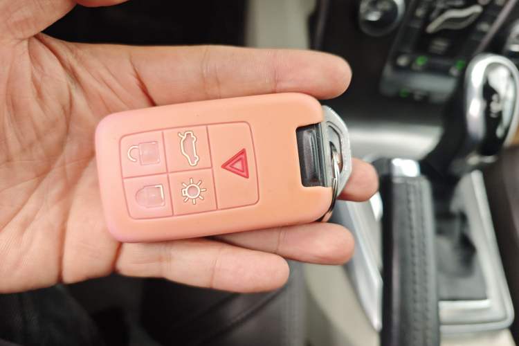 Used Volvo V40 2014 2.0T Zhiya Edition