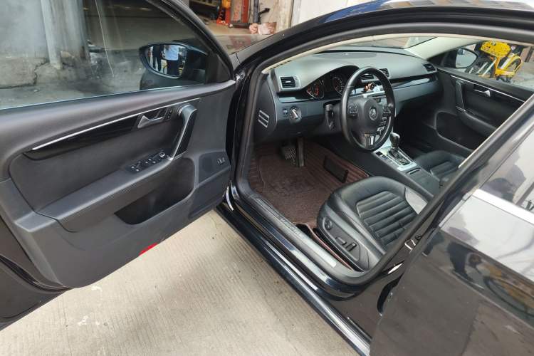 Used Volkswagen Magotan 2012 Revised 1.8TSI Luxury Version
