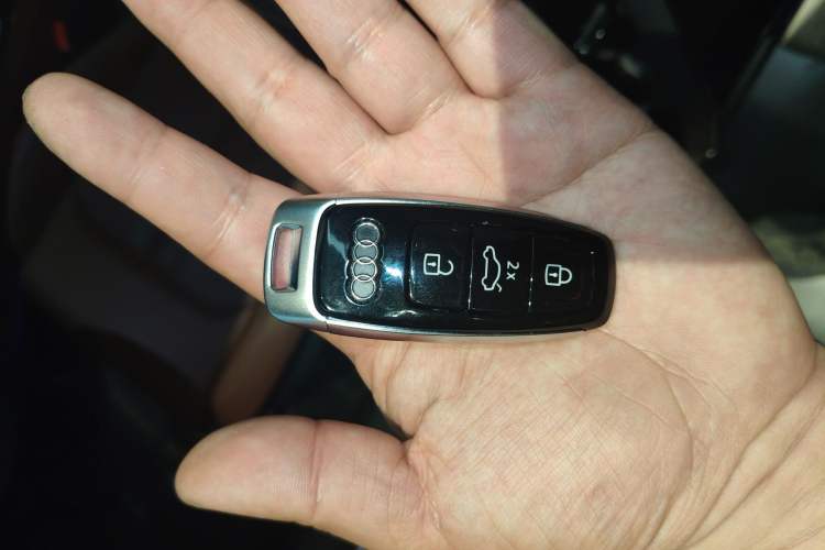 Used Audi A6L 2025 Revised 40 TFSI Luxury Dynamic Edition Vehicle Key