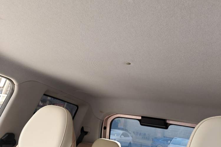 Used Geely Galaxy Panda 2024 Panda Mini 200km Endurance Bear Headliner