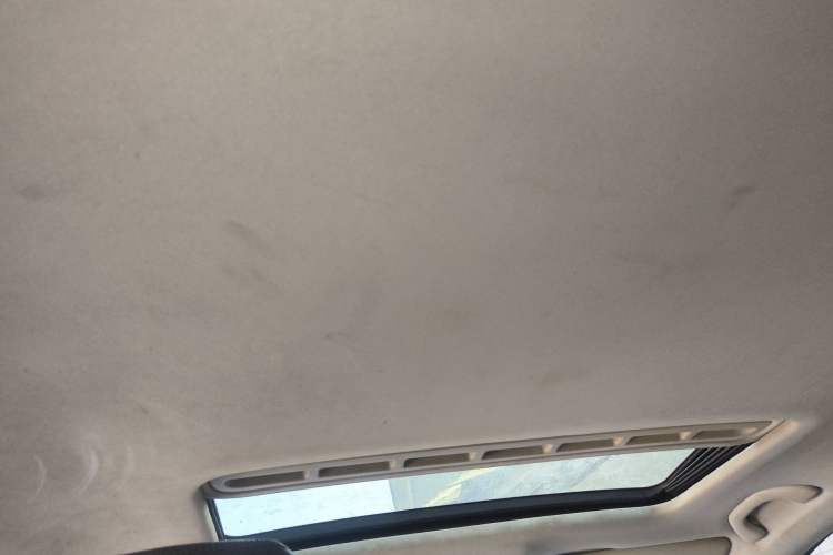 Used Volkswagen Santana 2015 1.6L Manual Comfort Edition Headliner