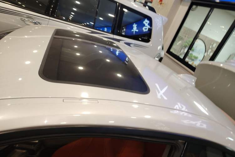 Used BMW 2 Series 2014 220i Leading Model