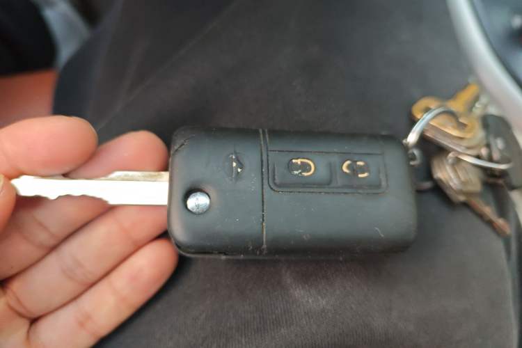 Used Haima S7 2013 2.0L Automatic ZhiShang Version
