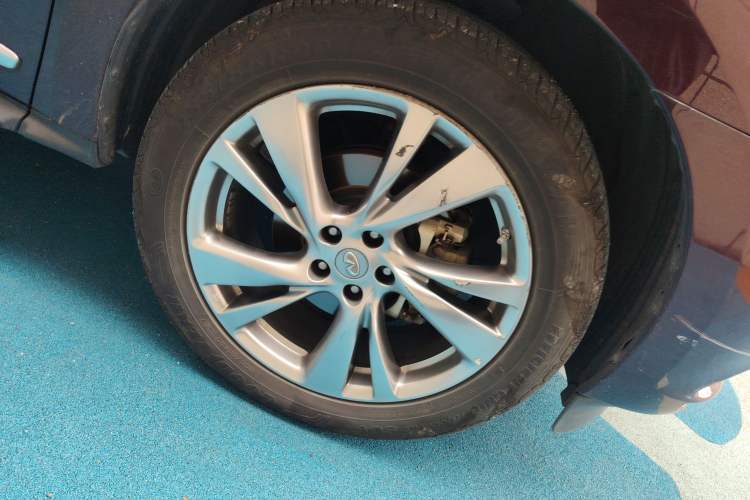 Used Infiniti QX60 2014 2.5 S/C Hybrid All-Wheel-Drive Versatile Edition
