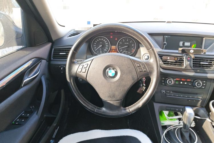 Used BMW X1 2010 xDrive25i
