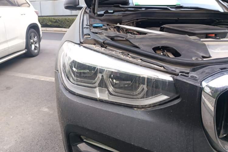 Used BMW X3 2018 xDrive25i M Sport Package China VI Right Front Headlight