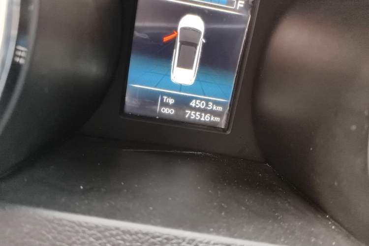 Used Lifan Auto Xuanlang 2017 1.8L Manual Comfort Model Odometer Close Up