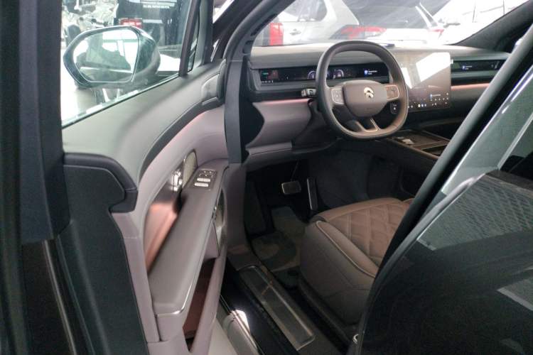 Used Nio ES8 2026 Model 6-seat Executive Luxury Edition Driver Seat