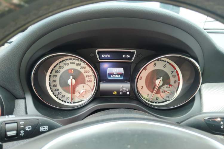 Used Mercedes-Benz GLA 2016 GLA 200 Fashion Model Instrument Cluster