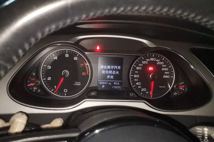 Used Audi A4L 2016 35 TFSI Collection Edition S line Comfort Model Instrument Cluster