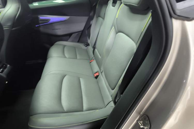 Used Lynk & Co 08 EM-P 2023 245km Ultra-Long Range Halo