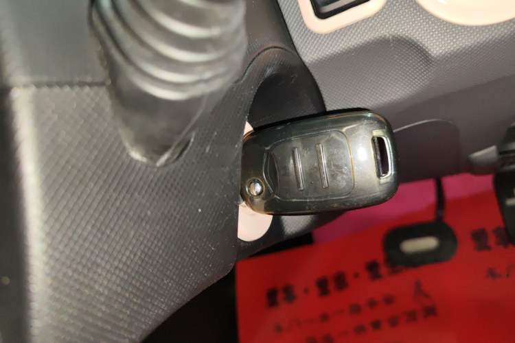 Used Wuling Hongguang MINIEV 2021 Macaron Fashion Model Lithium Iron Phosphate