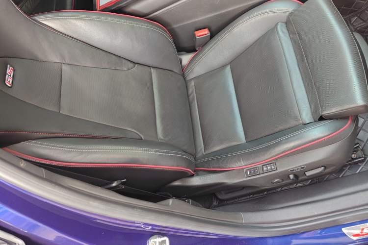 Used Buick Regal 2017 GS 28T Prestige Model
