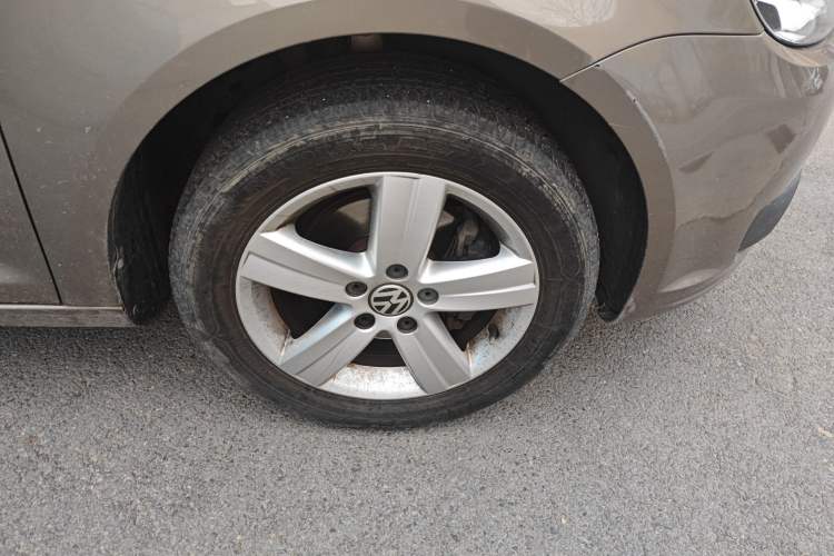 Used Volkswagen Touran 2015 1.4T Manual Fashion Edition 5-Seater
