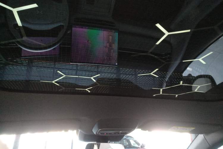 Used XPeng G6 2025 625 Long-Range Max Tech Edition Headliner