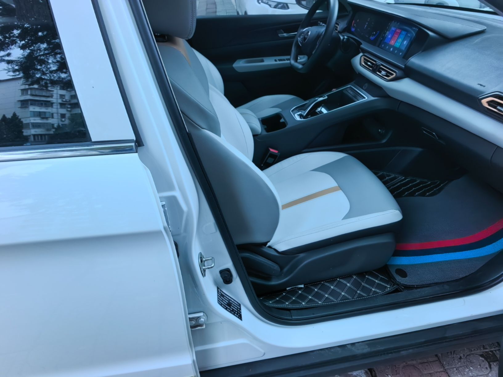 Dongfeng Aeolus E70 2021 Revised Version 3 500 Ultra-Comfort Edition — снимка 19