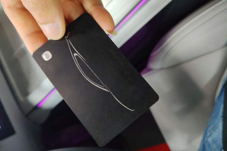 Used Xiaomi Auto SU7 2024 Rear-Drive Standard Founder Edition
