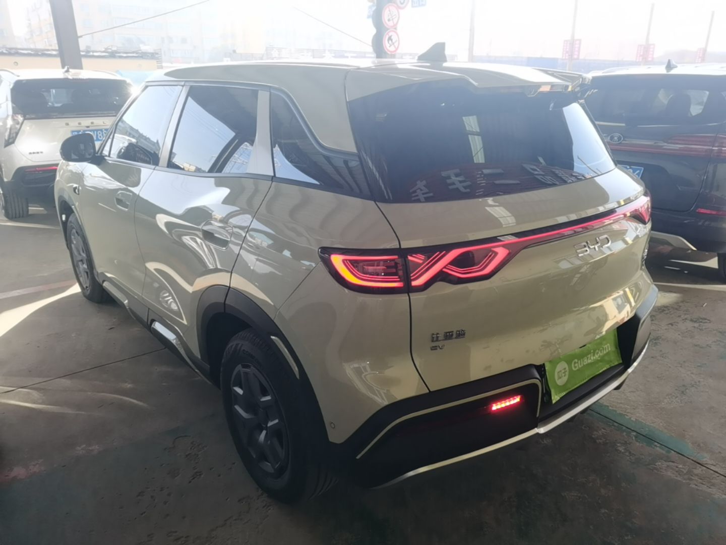 BYD Yuan UP 2025 Intelligent Driving Version 401 KM Dynamic Edition — снимка 4
