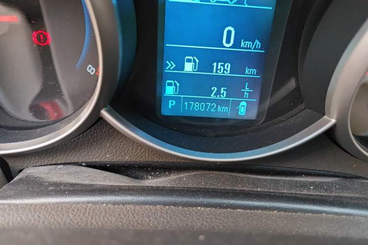 Used Chevrolet Cruze 2015 1.5L Classic SE AT
