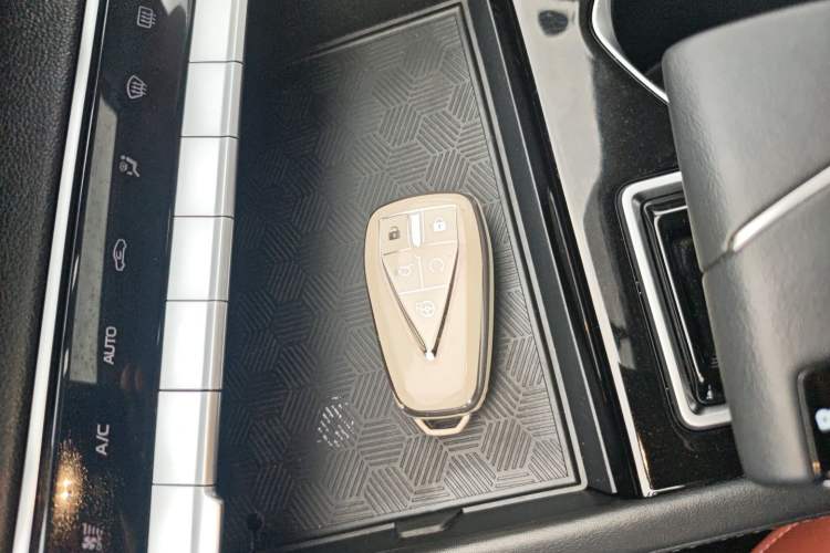 Used CHANGAN Eado 2023 Changan Edition PLUS Blue Whale NE 1.4T GDI DCT Prestige Version Vehicle Key