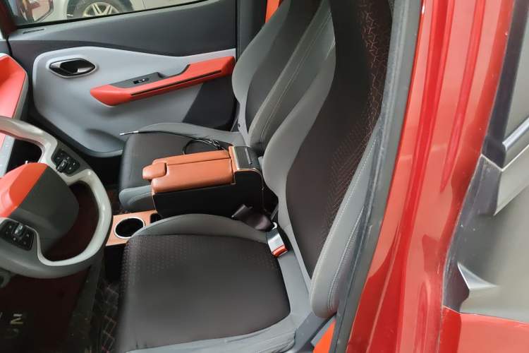 Used Baojun E200 2018 Smart Enjoy Edition