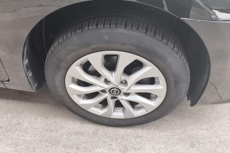 Used Nissan Sylphy 2018 1.6XV CVT Deluxe Edition Right Front Wheel Hub