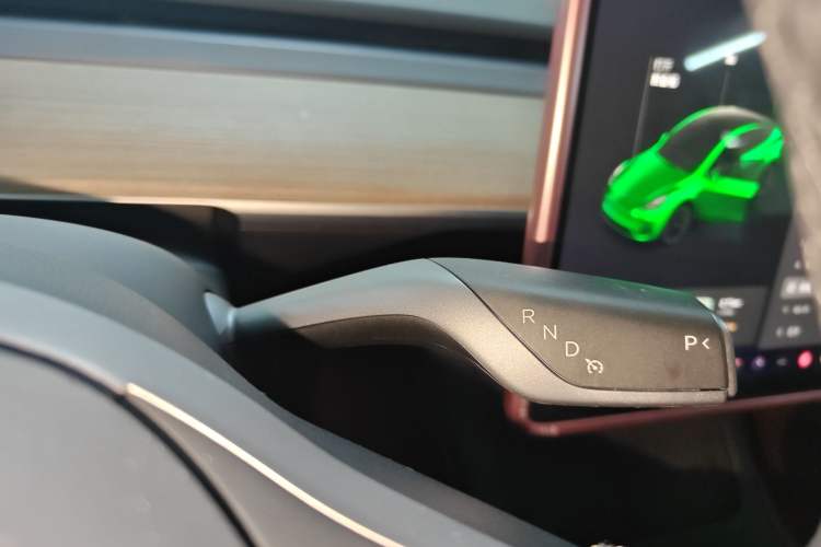 Used Tesla Model Y 2021 Long-Range All-Wheel-Drive Version