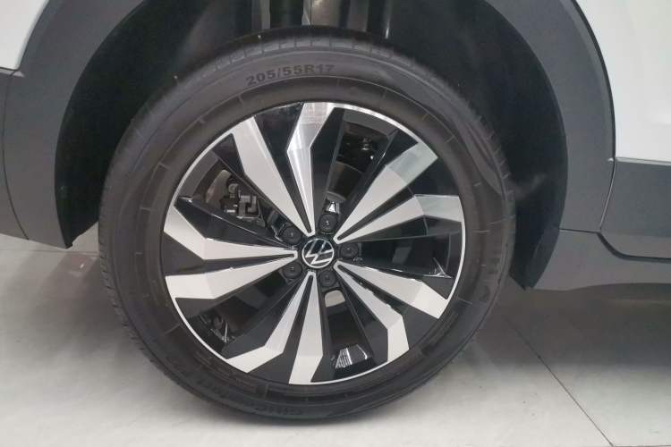 Used Volkswagen Tharu 2026 Model Xinrui 1.5L Rujin Edition
