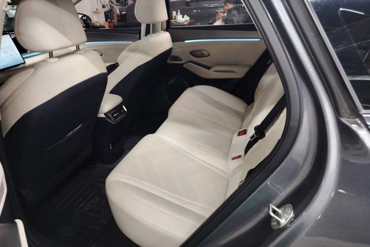 Used BYD Qin L 2024 DM-i 120KM Excellence Model Left Rear Seat