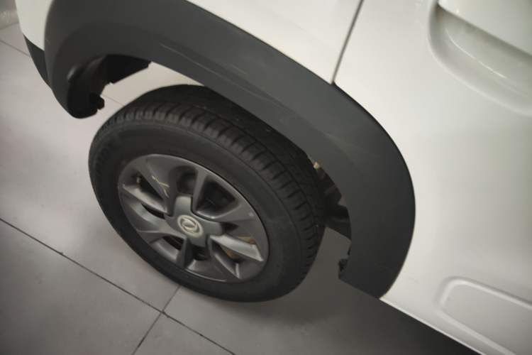 Used Dongfeng NAMMI BOX 2022 Chasing Wind Edition 331KM Advanced Model
