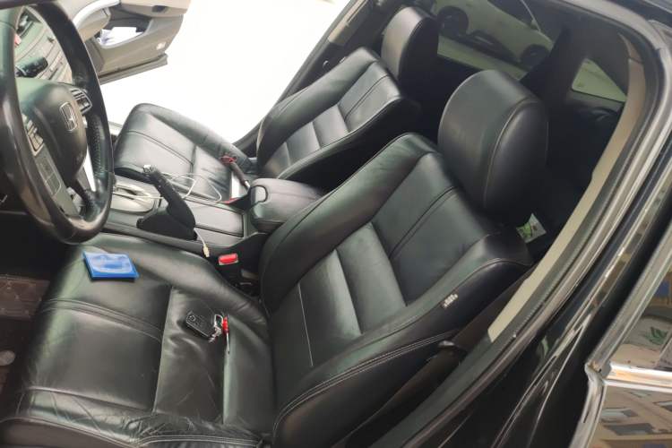 Used Honda Crosstour 2012 2.4L Luxury Edition
