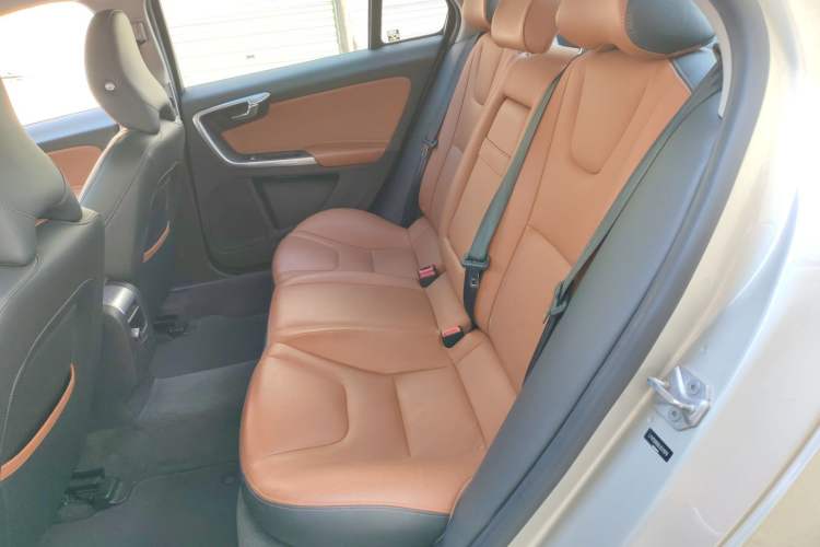 Used Volvo S60 2019 S60L Facelift T5 Intelligent Advanced Edition