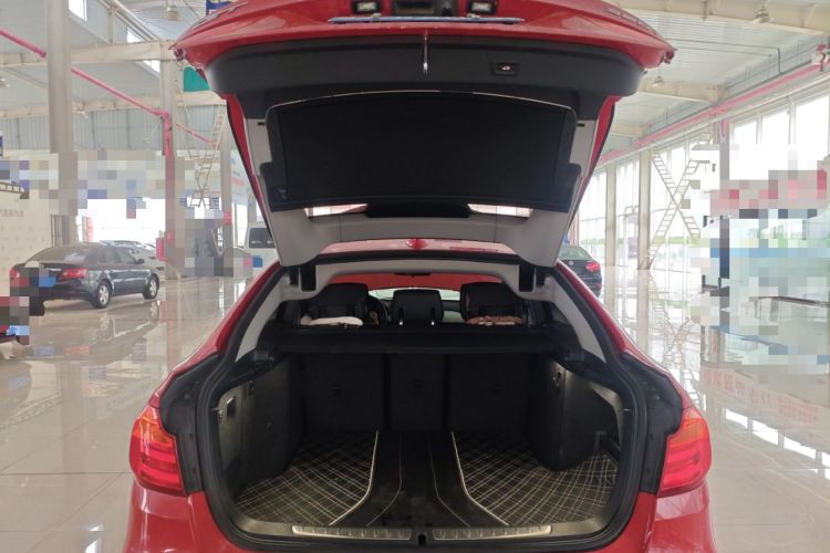 Used BMW 3 Series GT 2014 320i Leading Model
