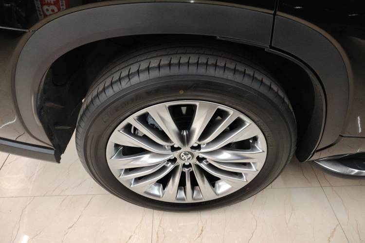 Used Toyota Highlander 2024 380T Four-Wheel Drive Ultimate 7-Seater Right Rear Wheel Hub