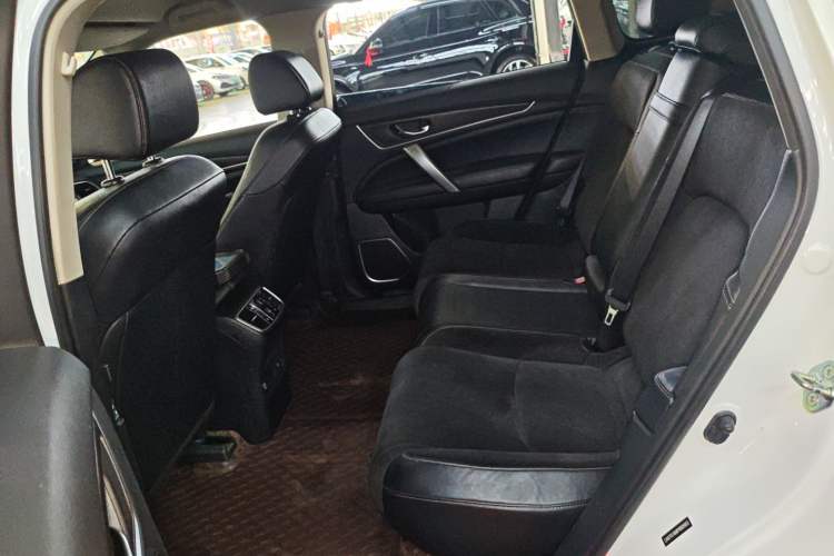 Used Honda Avancier 2022 240TURBO Two-Wheel-Drive Limited-Edition Commemorative Version Left Rear Seat