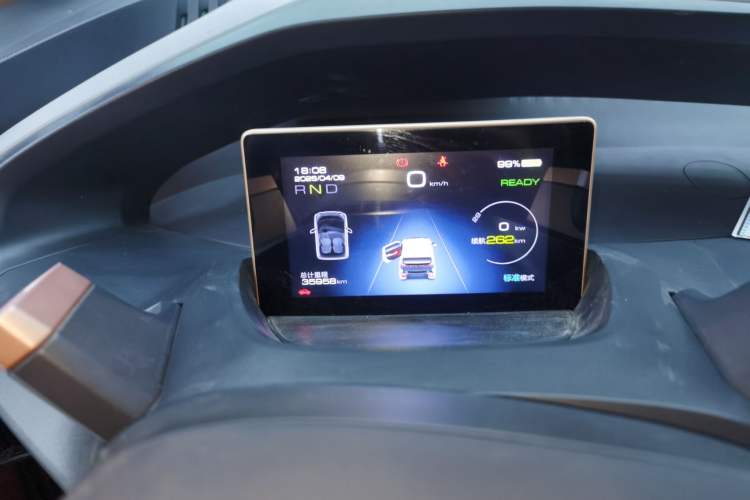 Used Baojun E200 2019 250KM Smart Drive Edition Instrument Cluster