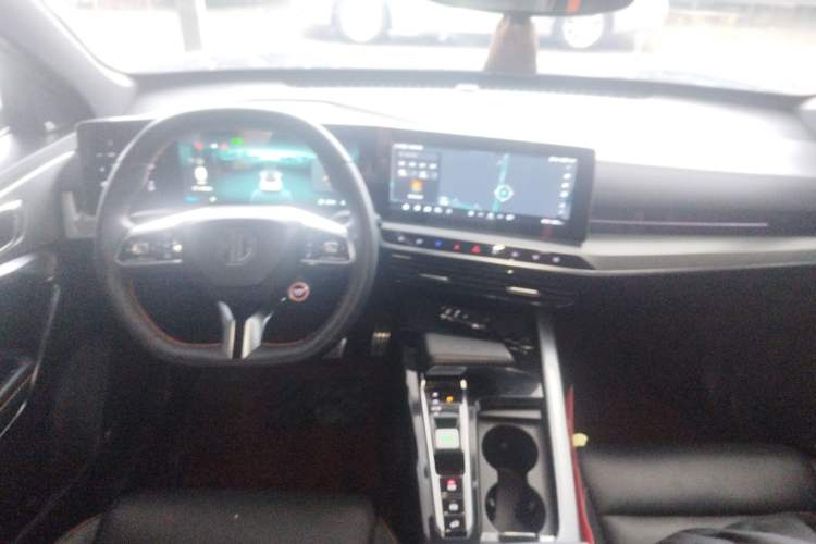 Used MG ONE 2022 α-Smart Sports Series 1.5T Advanced Edition Center Console