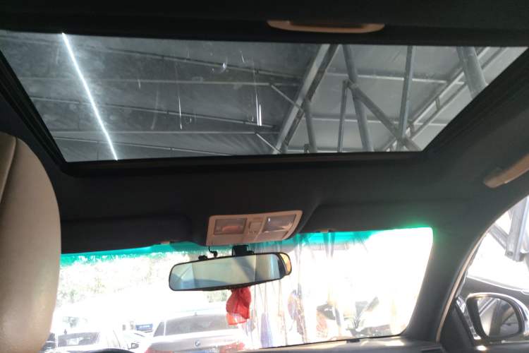 Used Toyota Reiz 2012 2.5V Fengdu Elite Stylish Edition Headliner