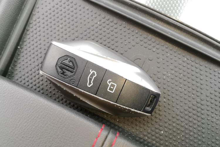 Used MG 7 2023 2.0T Automatic Trophy+ Ignition Glory Edition Vehicle Key