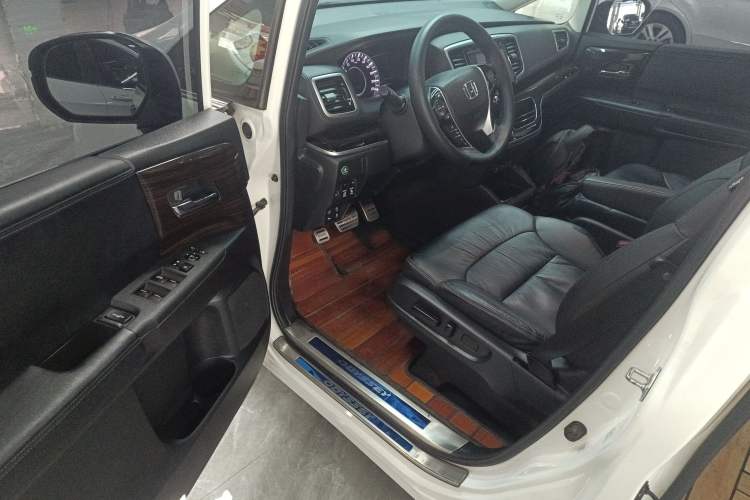 Used Honda Odyssey 2018 2.4L Luxury Edition