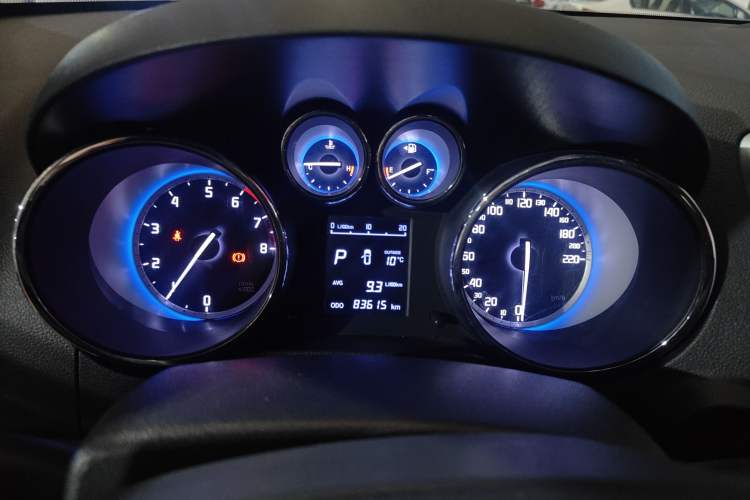 Used Changan CS35 2016 1.6L Automatic Luxury Model China V Standard