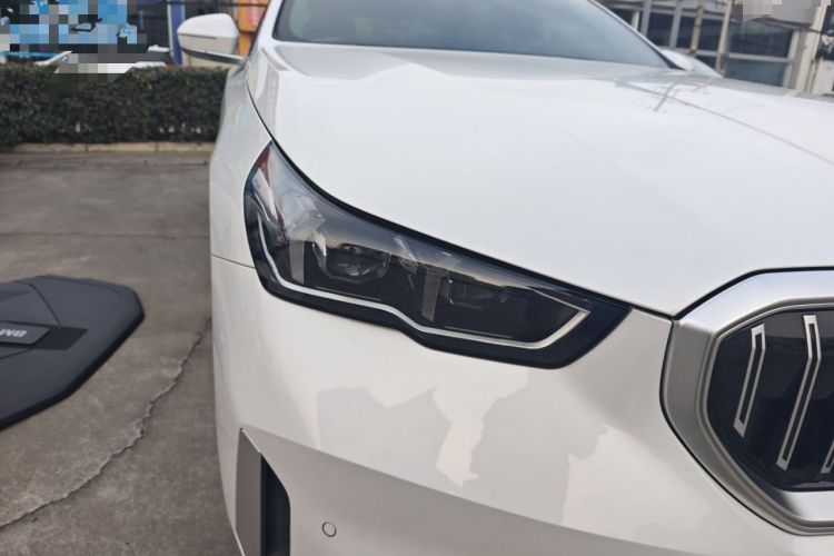 Used BMW i5 2024 eDrive 35L Luxury Package
