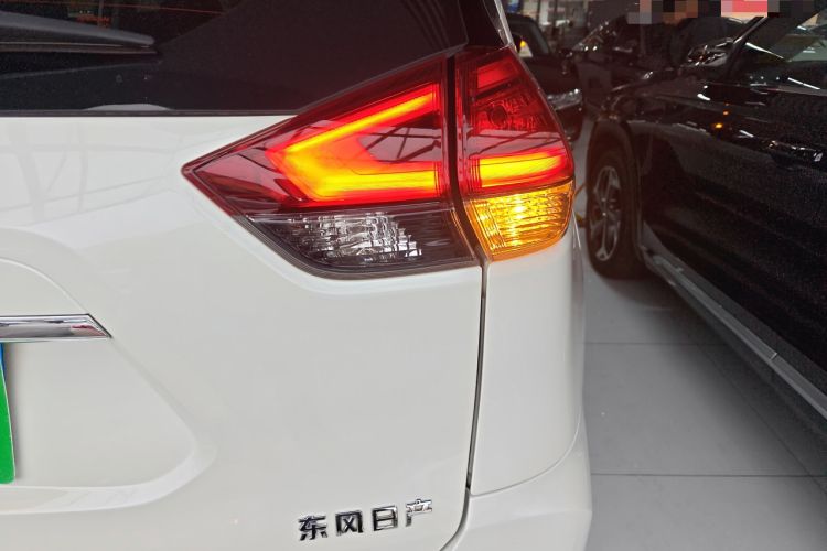 Used Nissan X-Trail 2021 2.0L CVT 2WD XL ITS SmartConnect Comfort Edition Right Rear Taillight