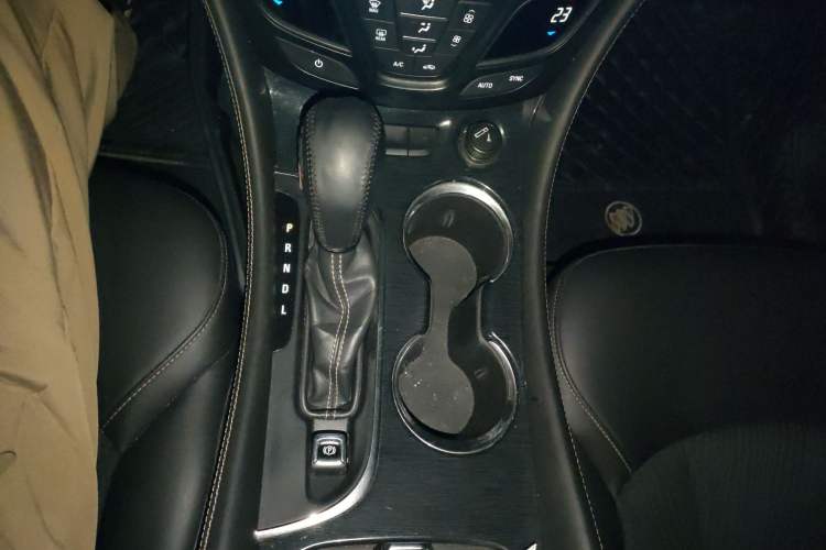 Used Buick Envision 2016 20T Two-Wheel Drive Leading Version Gear Lever