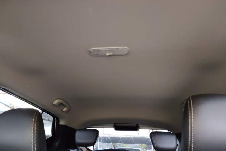 Used Nissan Kicks 2019 1.5L CVT Smart Connect Luxury Edition