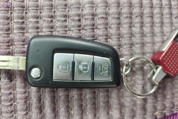 Used Nissan Sylphy 2012 1.6 XL CVT Luxury Edition Vehicle Key