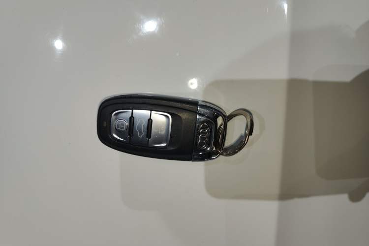 Used Audi A4L 2016 30 TFSI Collector's Edition Automatic Comfort Model
